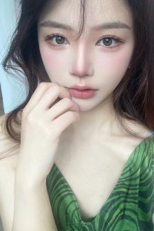 美丽小桃子
